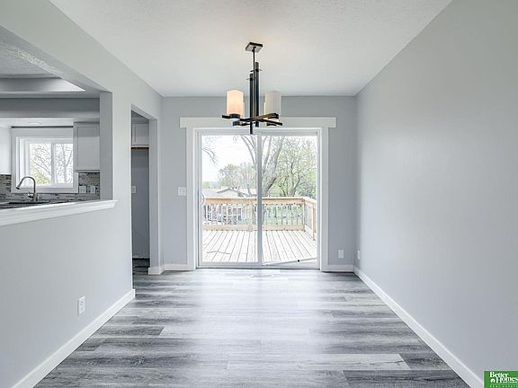 5th image of 12923 Ames Ave