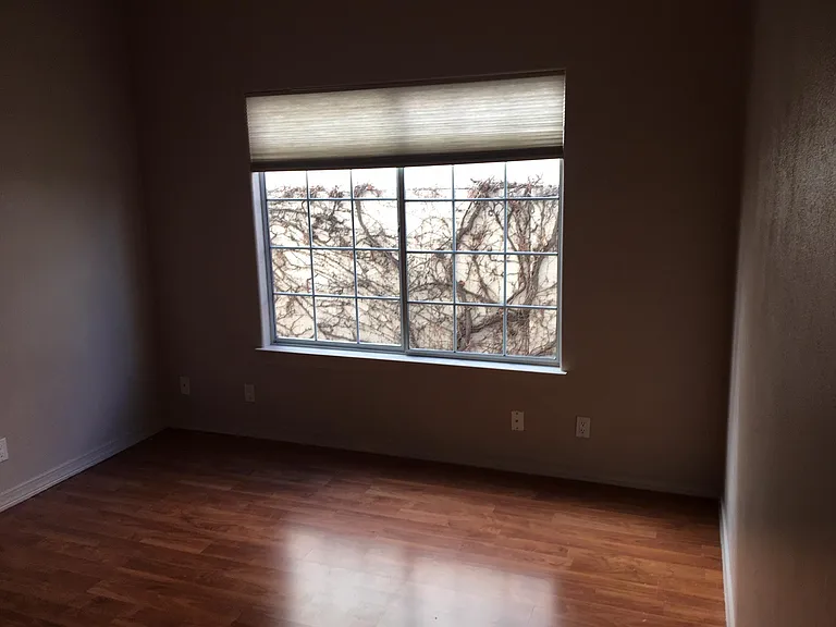 11904 Summertree Rd NE — Photo 29