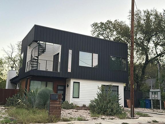 3rd image of 6002 Ponca St #1