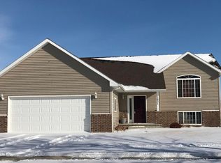 1631 7th Ave S, Brookings, SD 57006
