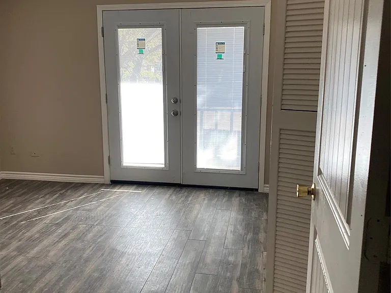 7952 Grove Ridge Dr — Photo 7