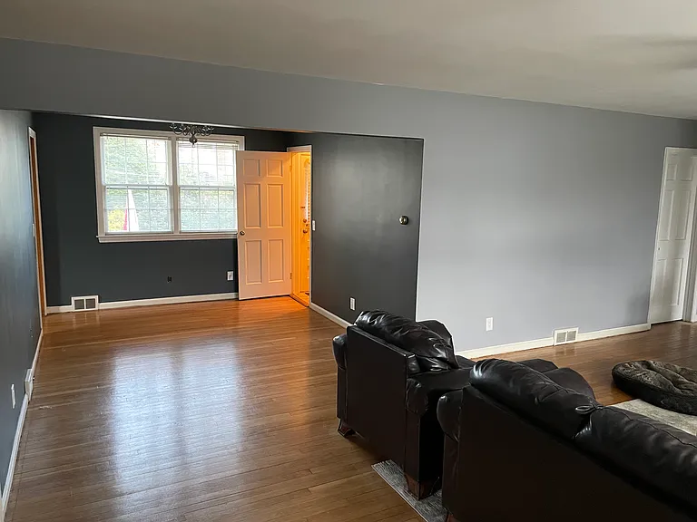 154 Dannell Dr — Photo 10