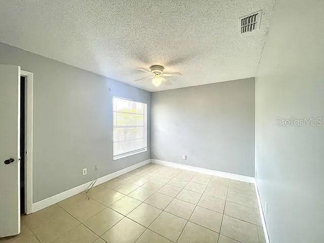 1223 La Mesa Ave — Photo 20