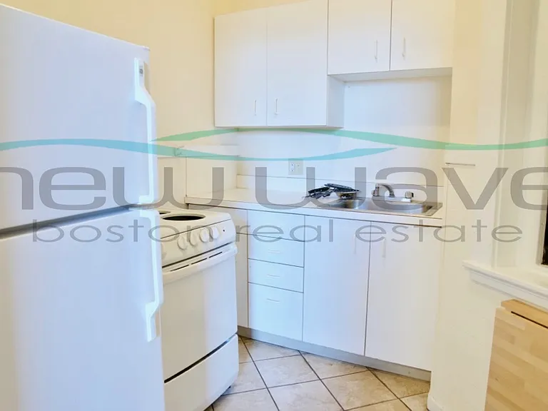 504 Beacon St #24 — Photo 8