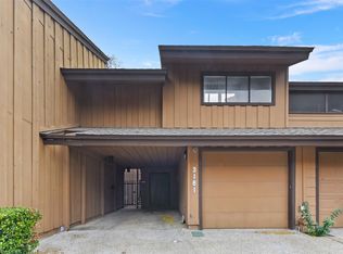 3161 Golden Oak, Farmers Branch, TX