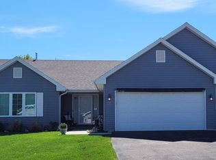 4943 Vail Dr, Caledonia, IL 61011