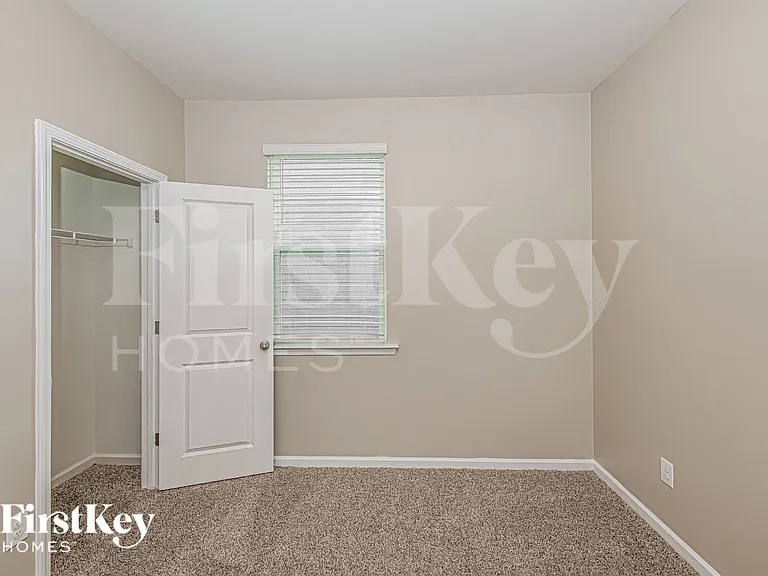 1508 Underbrush Dr — Photo 13