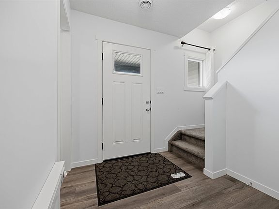 3rd image of 1246 Aster Blvd NW
