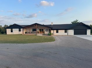 1060 W Osage Rd, Duncan, OK 73533