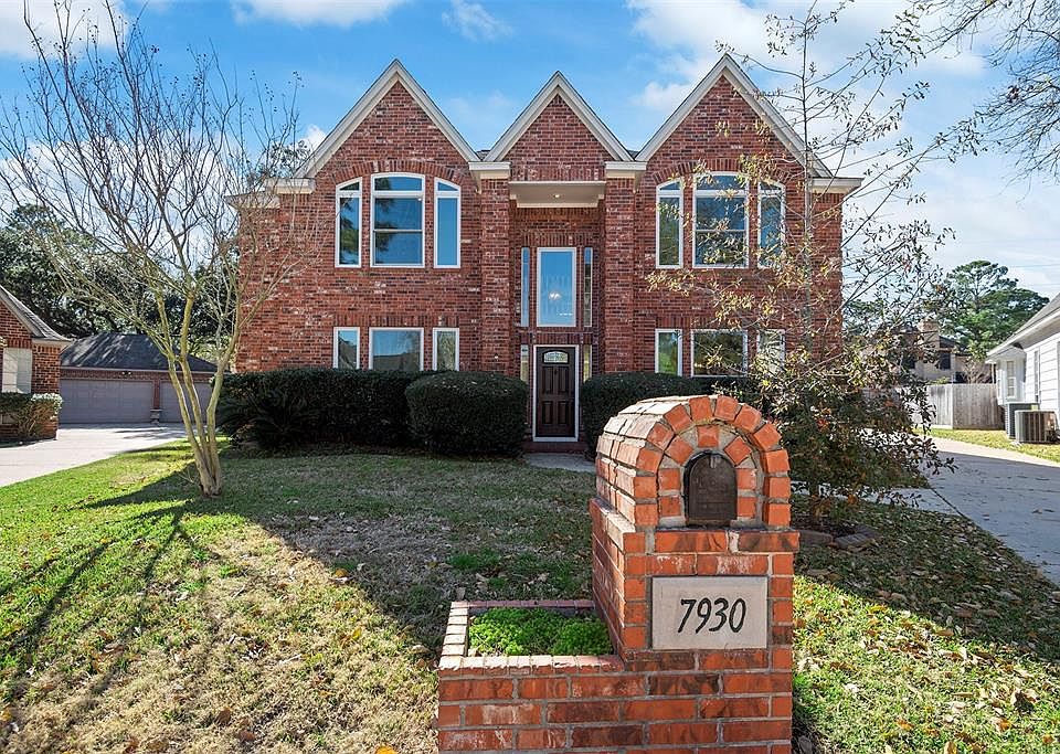 This magnificent home is ready for your family. Double paned window across the front of the home.