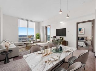 210 S 15th Ave SE #3206, Calgary, AB T2G 0B5