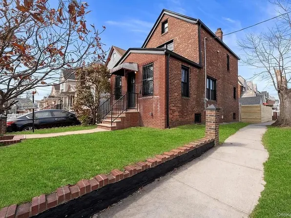 12619 115th Ave, South Ozone Park, NY 11420