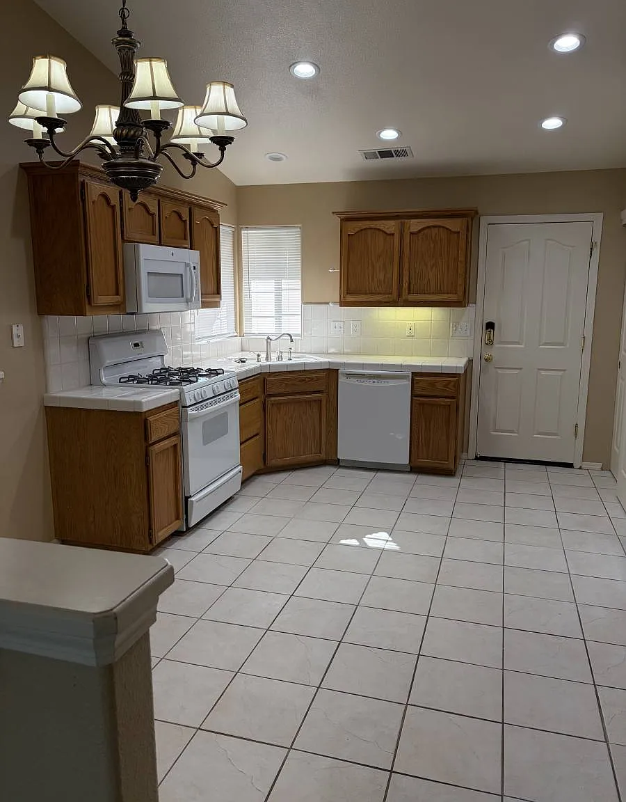 4867 Tralee Lane in Redding, CA 96001 — Photo 1