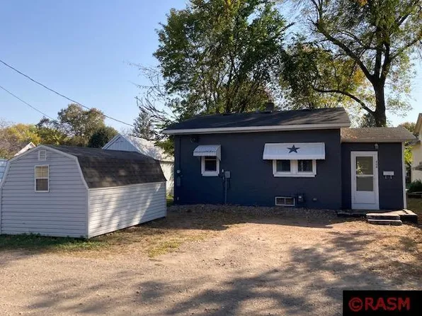 404 Linden St SE, Sleepy Eye, MN 56085