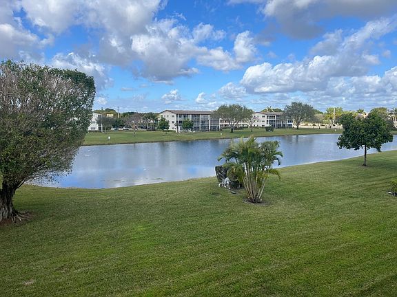 5th image of 622 Fanshaw O #622