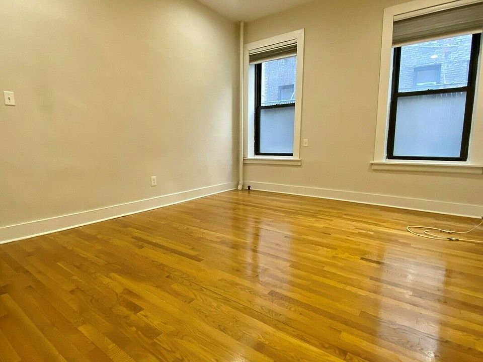 1st image of 901 Washington Ave #Ad