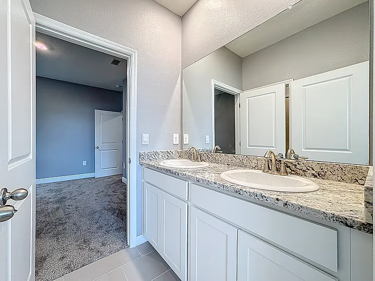 17535 Cantarina Cv — Photo 42