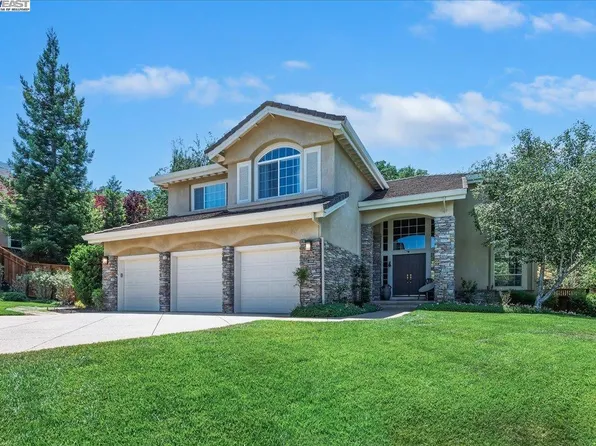 3761 Smallwood Ct, Pleasanton, CA 94566