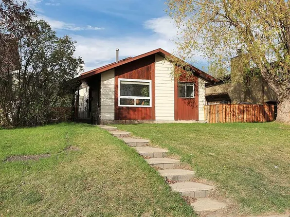 250 SW Cornett Dr, Red Deer, AB T4P 2W2