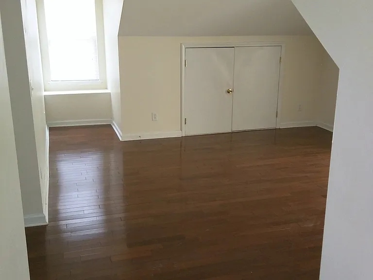 2225 Whitaker St — Photo 19