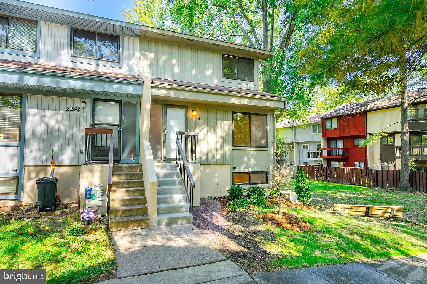 3 bed, 2.5 bath, 1805 sqft, $3,400 — Photo 2