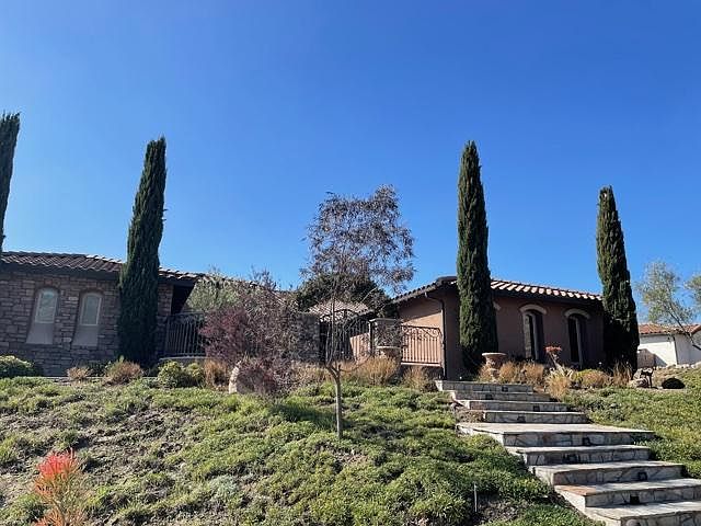 1st image of 428 Agua Vista Dr #A