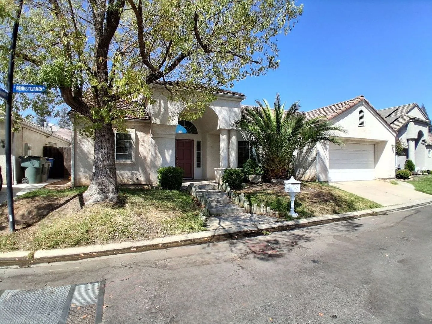 Fort Washington 3 Bedroom Home Located Near Champlain & Perrin! — Photo 2