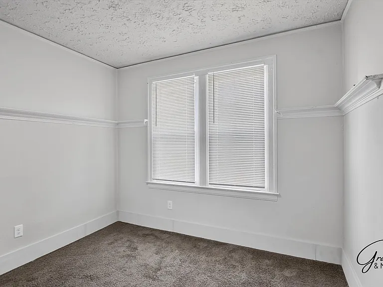 3509-3511 Concord St - Dexter McKenzie — Photo 7