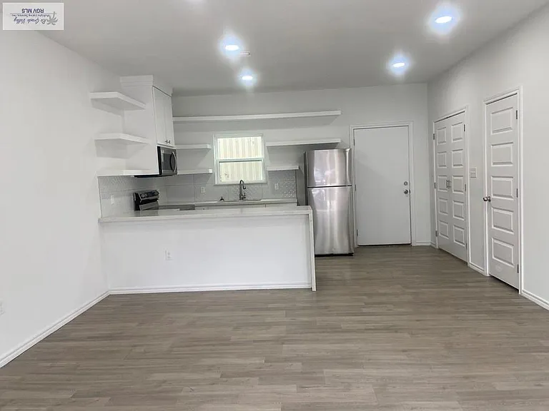 2393 McAllen Rd #D1-7 — Photo 3