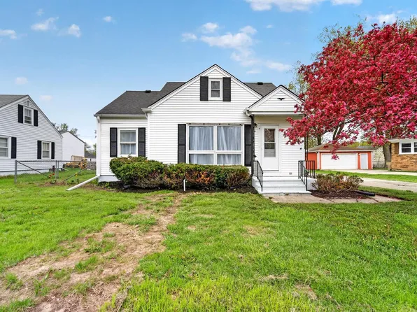 11301 11th AVENUE, Pleasant Prairie, WI 53158