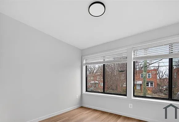 851 Yuma St SE #B — Photo 6