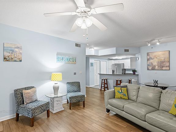 5th image of 5095 Fairways Circle #102