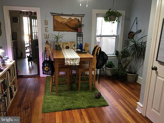2nd image of 3838 Dennison Ave