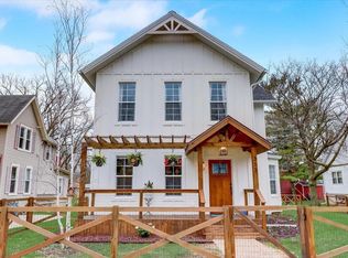 313 E Main St, Eagle, WI 53119