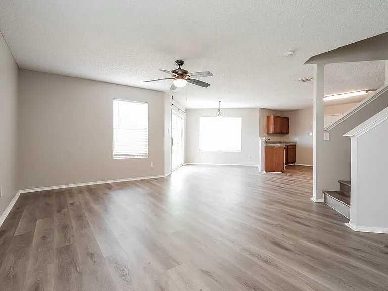 316 Dakota Ridge Dr — Photo 5
