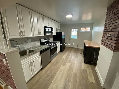 218 Harvard St Photo 1