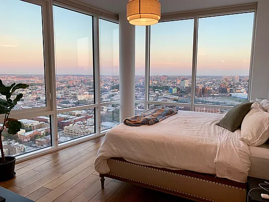 Rented by R New York | media 28