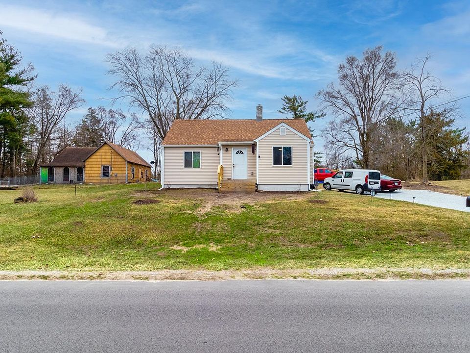 305 W Main St, Medaryville, IN 47957 MLS 527506 Zillow