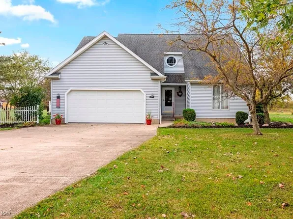 42381 Webster Rd, Lagrange, OH 44050