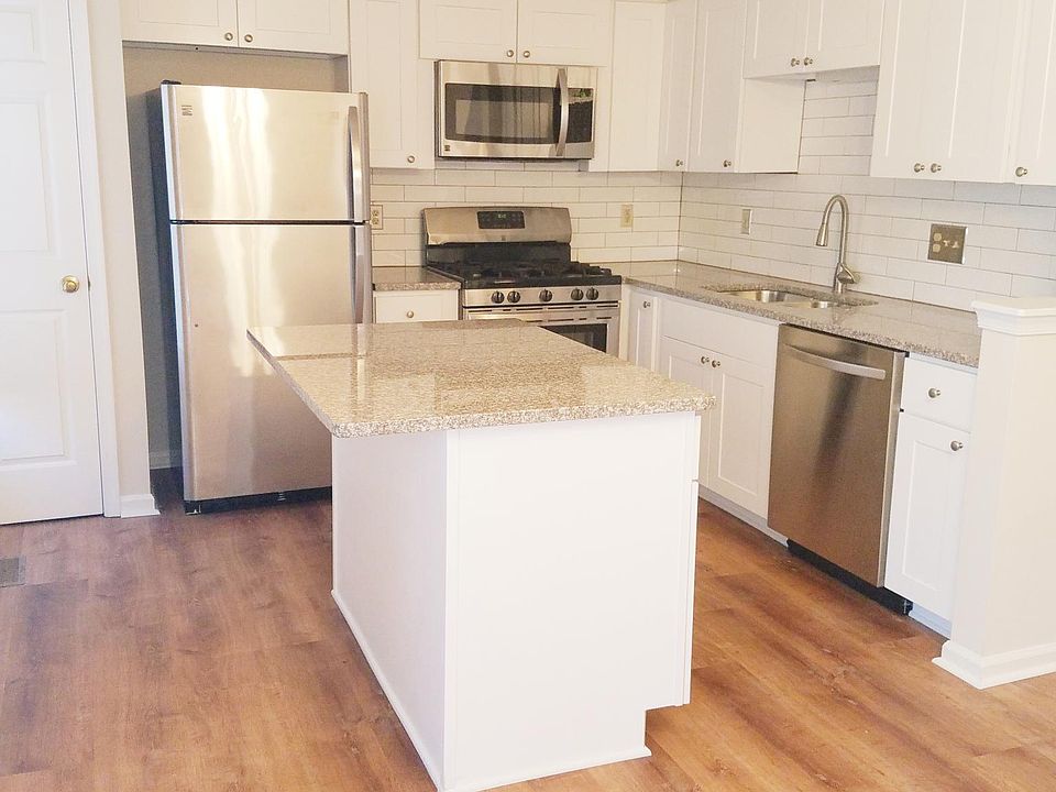 Newly updated kitchen!