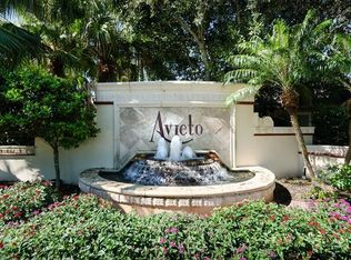 28502 Raffini Ln, Bonita Springs, FL 34135