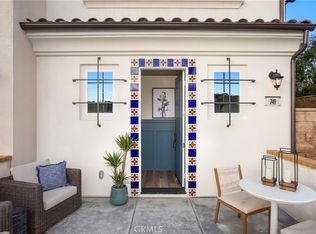 729 E Route 66, Glendora, CA 91740