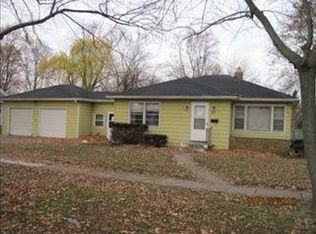 915 Ira Ave, Kalamazoo, MI 49048