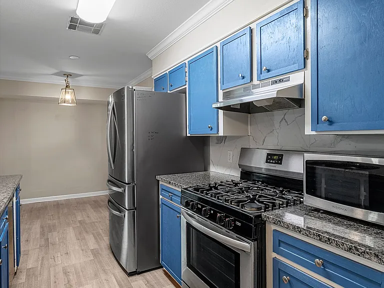 5318 Foxglove Dr — Photo 18