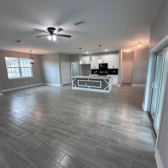 13195 Drysdale Ave — Photo 29