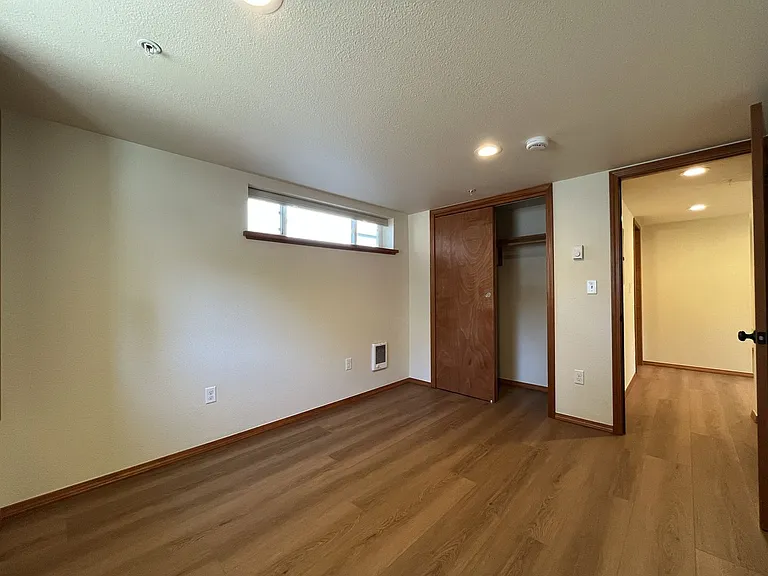 PLF076 — Photo 16