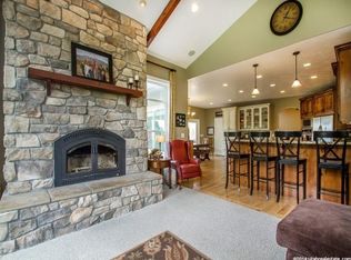 2097 S River Run Dr, Huntsville, UT 84317