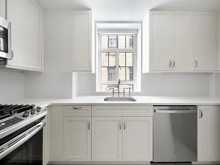 241 Central Park W #12E — Photo 3