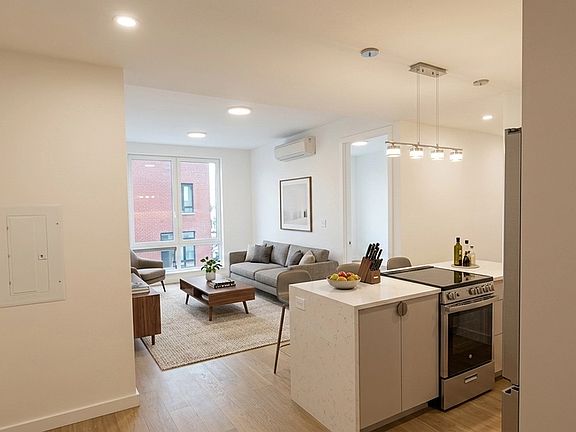 3rd image of 210 Greenpoint Ave #3K