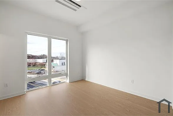 1723 W Virginia Ave NE #Penthouse 9 — Photo 11